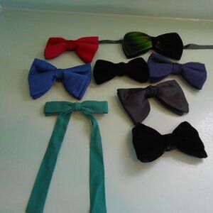 8 Bow Ties 1970s Oversized Large Butterfly Clip Ons Satin Velvet Polyester